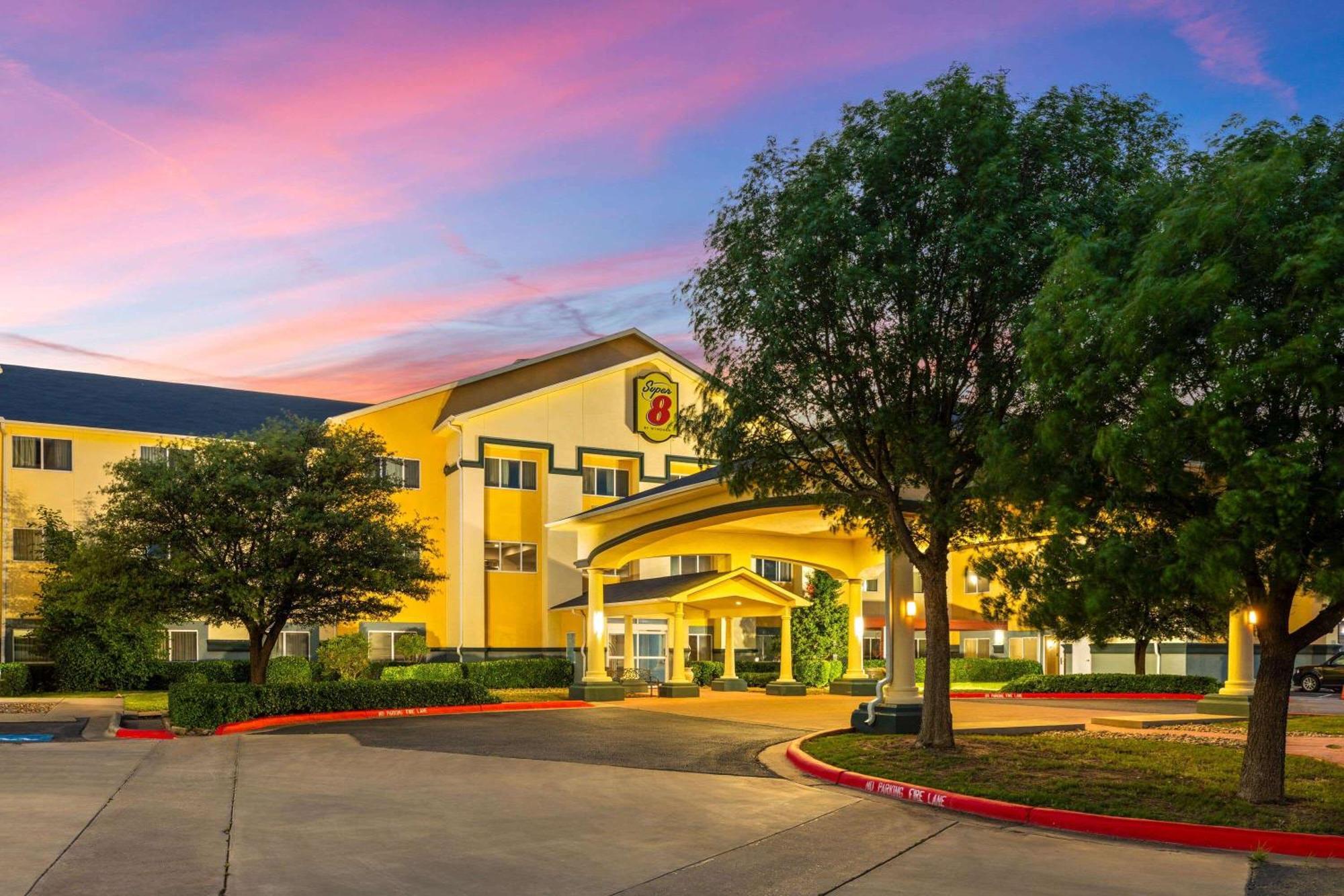 Hotel Super 8 By Wyndham Lubbock West Exteriér fotografie