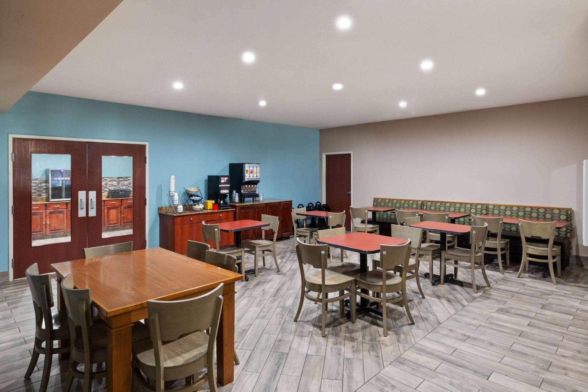 Hotel Super 8 By Wyndham Lubbock West Exteriér fotografie
